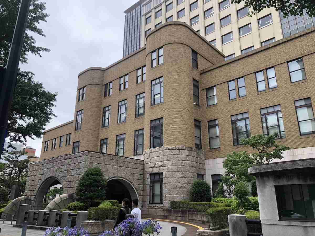 小学校校長が“9歳女児”に恋愛感情を…。元教員の性犯罪裁判で起きた“異様な光景”の正体