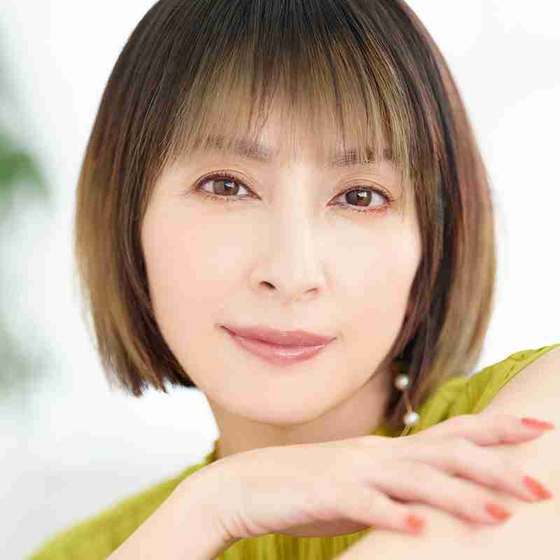 奥菜恵「きっと最後の写真集です」15年ぶり写真集告知　大胆に背中露出させた表紙カットも公開