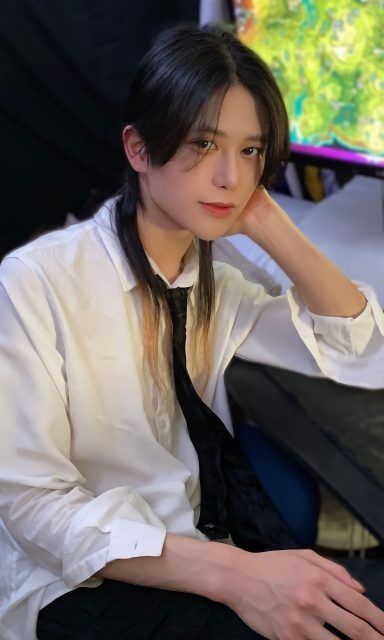 転落死の17歳女子高生との交際トラブルが発覚　YouTuberが謝罪綴るも「悲劇のヒーロー気取り」と炎上