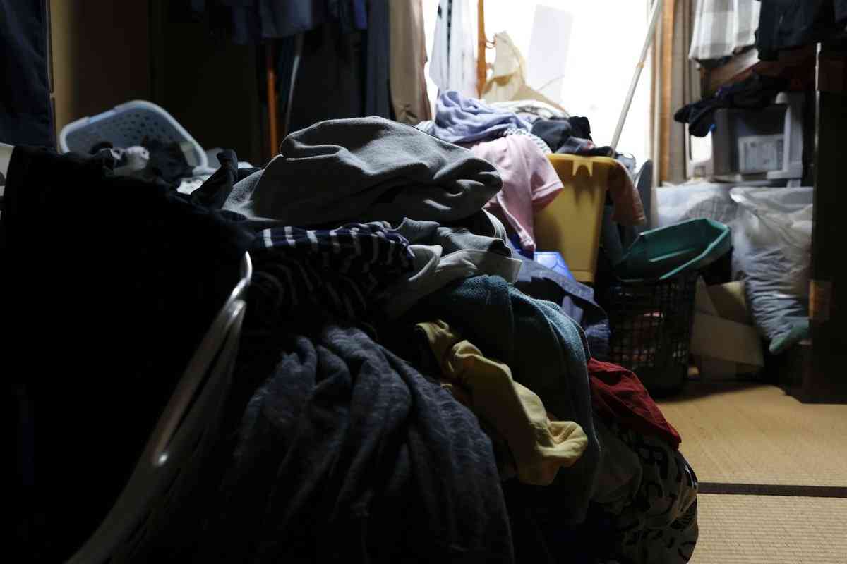 「親の年金で暮らすモンスター化した兄が怖い…」今年のお正月も帰省を諦めた40歳女性が10年実家に帰っていない「誰にも言えない理由」