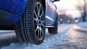 「スタッドレス履いてないけど大丈夫かな？」…“積雪パニック”に揺れる首都圏ドライバーの“恐るべき実情”