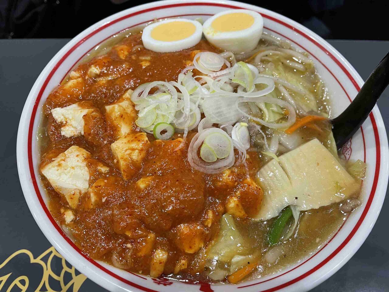 蒙古タンメン中本好きな人