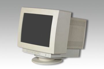 20代には通じない!?　「パソコン・IT用語」死語ランキング発表　「ダイヤルアップ接続」を超えた圧倒的1位は？