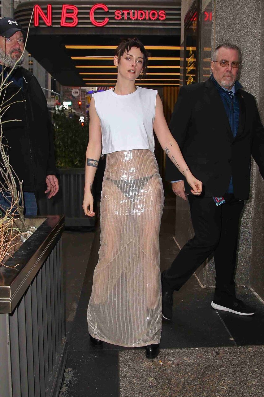 アメリカで「下着のまま」外出するのがトレンドになるも「ここまできたか...」と驚きの声。真冬のニューヨークでも