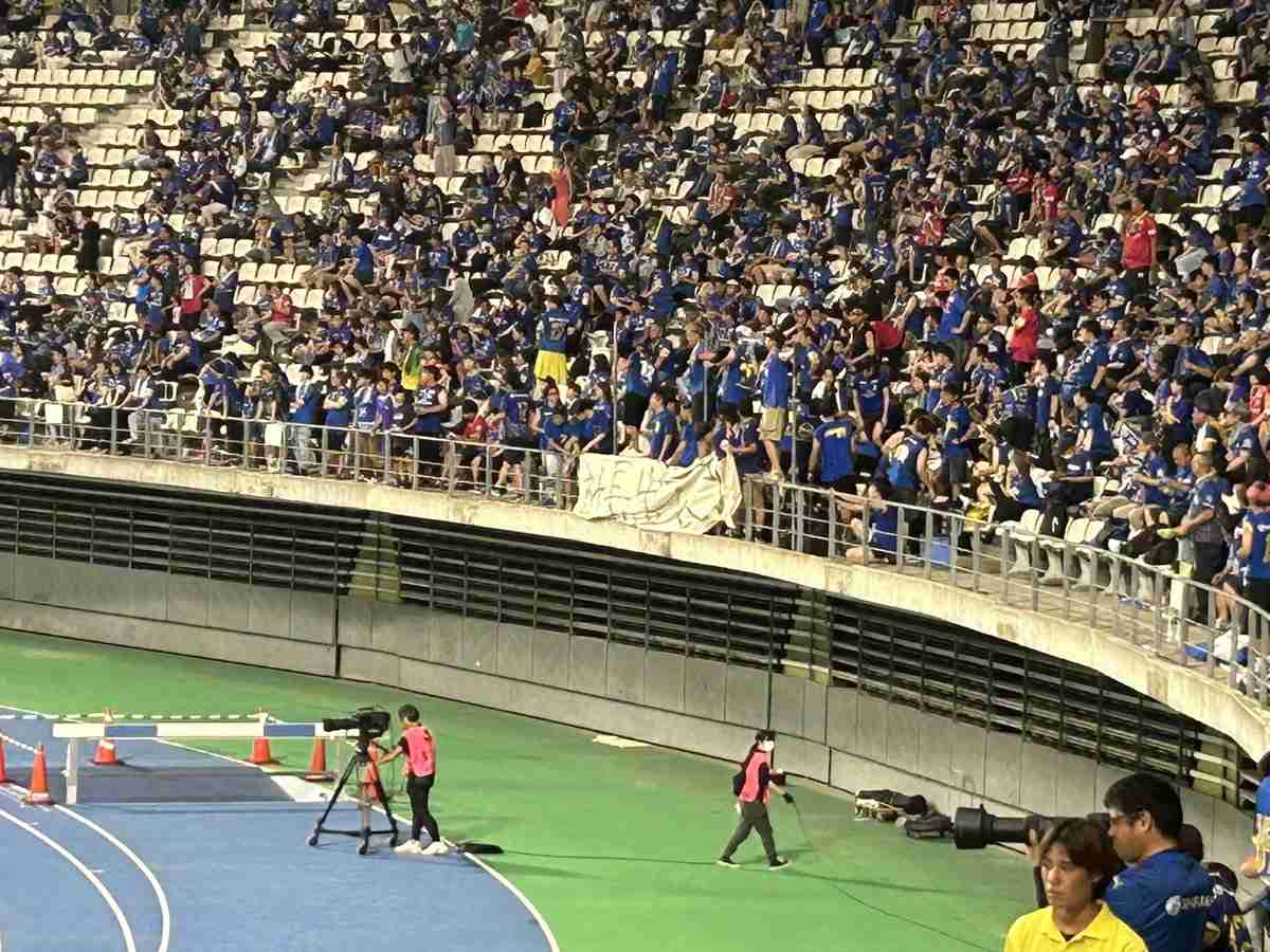低迷のJ2大分　ホーム戦完敗でサポーターブチ切れ「社長出てこい」の横断幕も