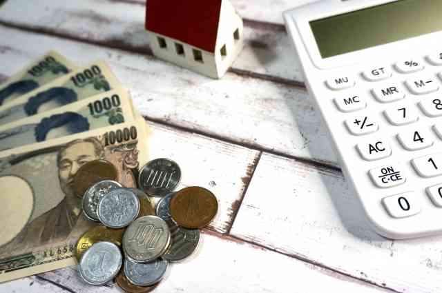 20代の約半数が「貯金額100万円以下」　毎月の平均貯金額が最も高かった年齢層は？