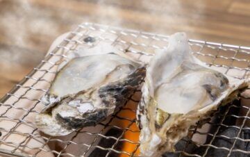 「カキ」によくあたる人、あたらない人の違いは？　生食、加熱調理も関係ナシ？　内科医に聞いてみた