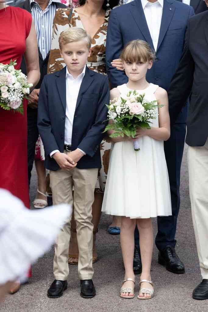 モナコ公国の“美しすぎる双子”が10歳に！　すっかり大人びた近影