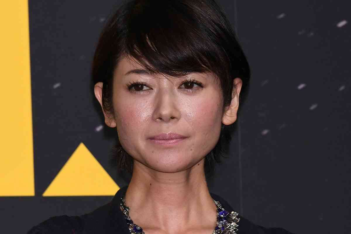 「やってねぇってんだよ」真木よう子　プラスマイナス岩橋の“エアガン発砲”告発を全否定！食い違う主張に広がる余波
