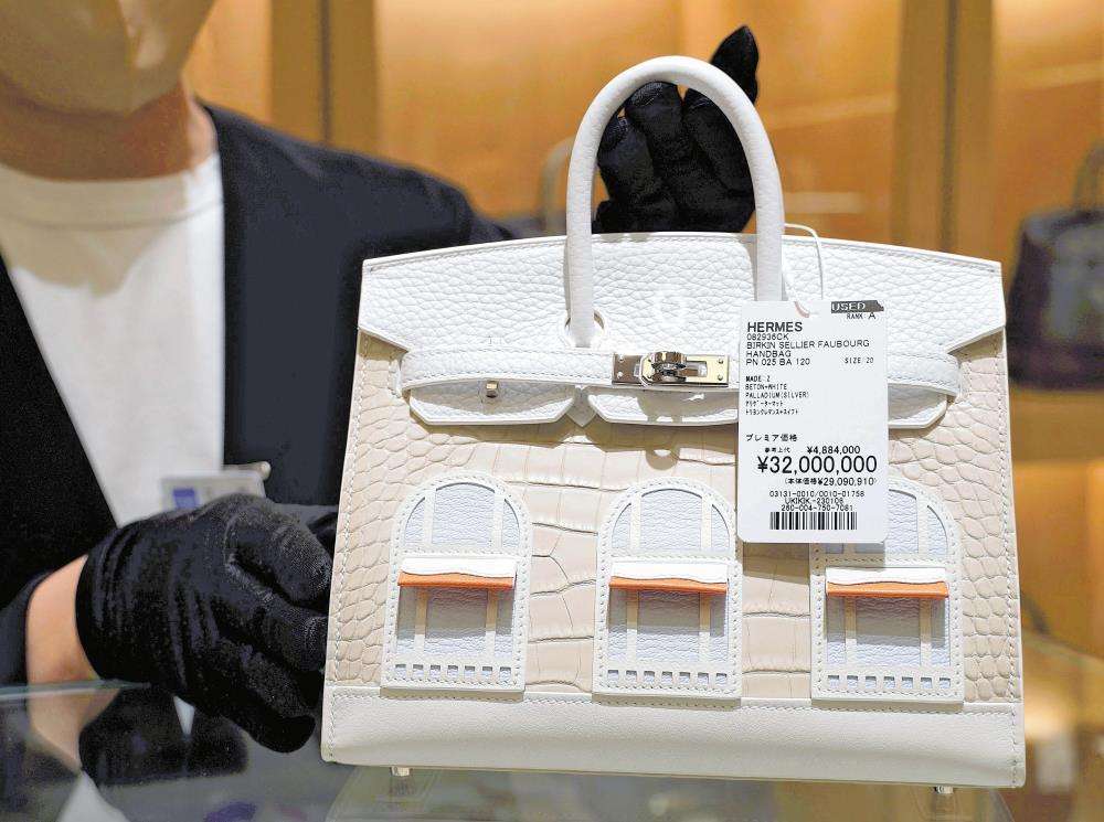 中古品「バーキン」、定価の6倍3200万円…高級ブランドで起きる逆転現象「プレ値」