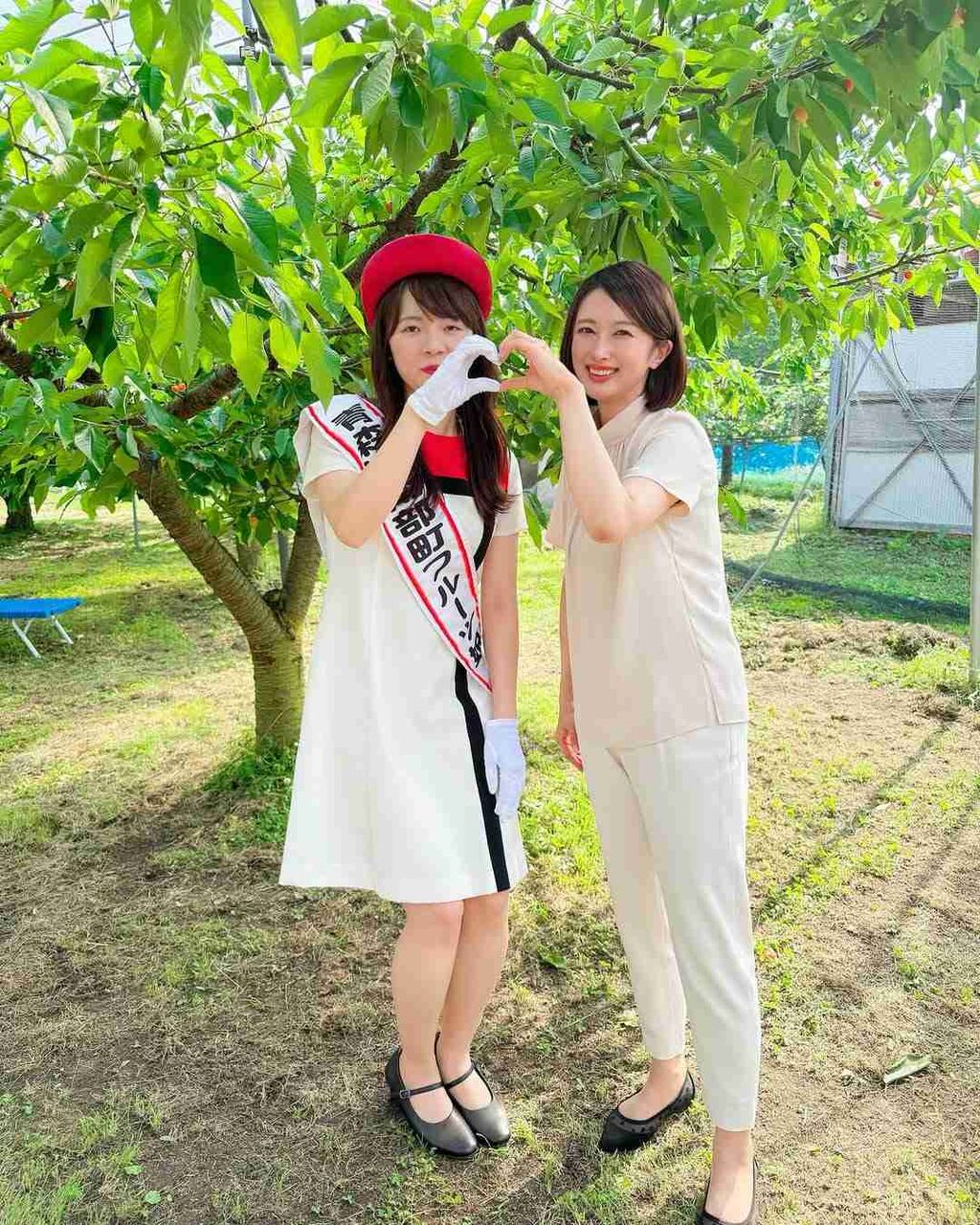 「美人すぎる市議」藤川優里氏45歳、変わらぬ美しさ手でハートを　初当選から18年...八戸市議会初の女性議長に