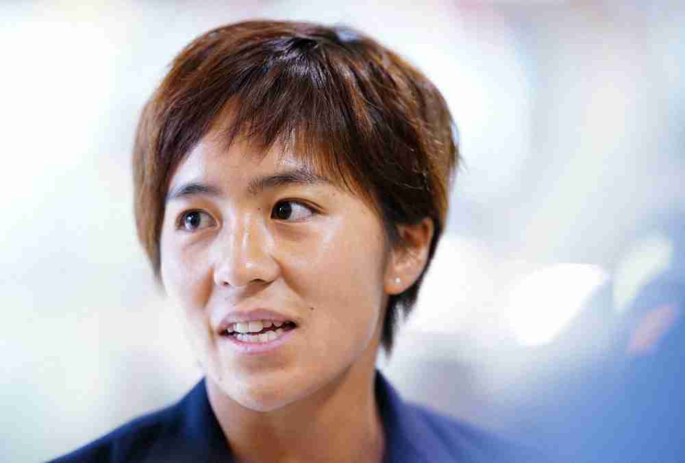 元なでしこ岩渕真奈さん「ドイツ人がメチャメチャ下のほうを見てくる」　赤裸々告白に稲本潤一も赤面