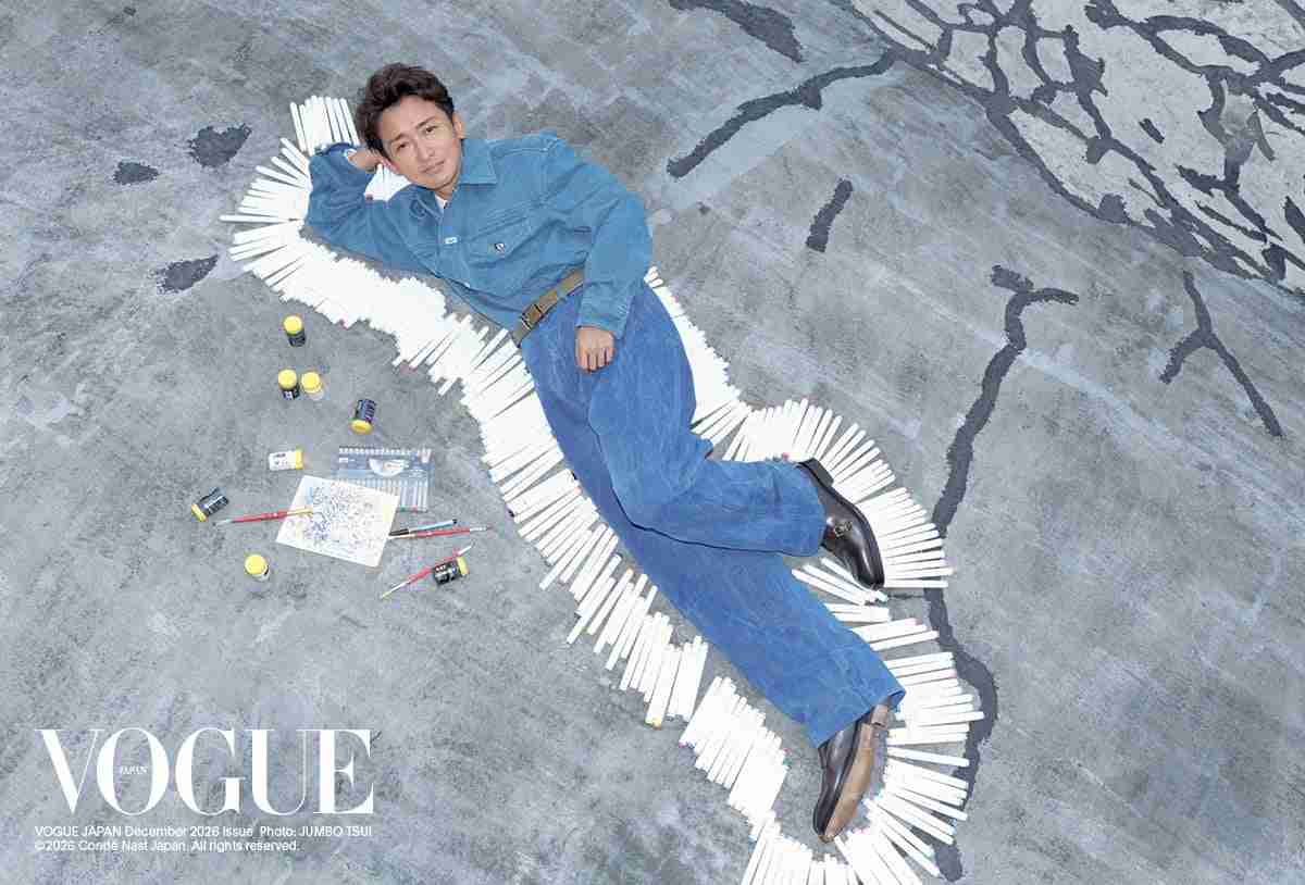 大野智、タトゥーについて初言及「自分の体はキャンバスみたいなものですけど、一応親の許可も取ってますよ」『VOGUE JAPAN』に初登場