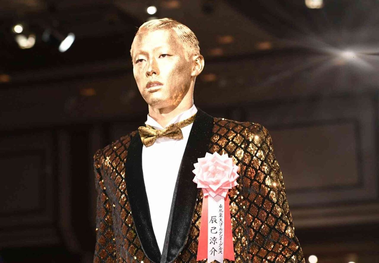 【楽天】辰己涼介が妻のユーチューブで両親に反論「僕は洗脳されてないので」「どんだけ我々夫婦の顔に泥を塗るのか」