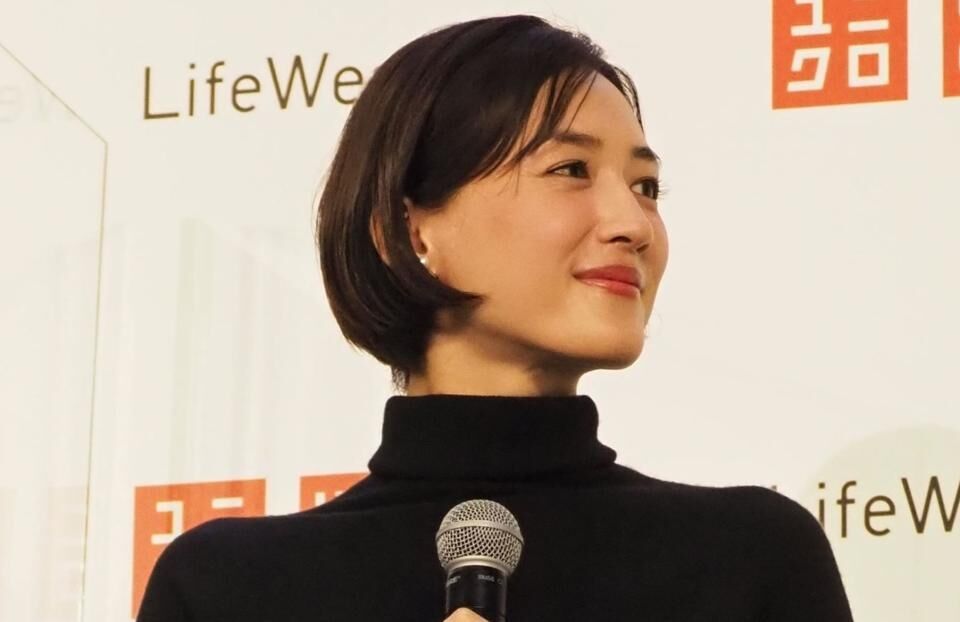 綾瀬はるか　髪ばっさりショートが反響「めちゃ可愛い」「可愛すぎ」「うっとりした」