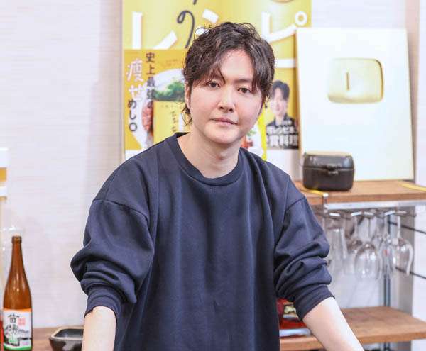 料理研究家リュウジさんの壮大な目標とこだわり「肩書のない自分はバズるしかない」