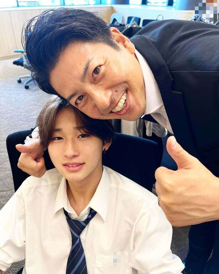 元テレビ朝日アナウンサーの富川悠太が『報道ステーション』スタッフらに送っていた、ジュノンボーイ目指す長男を「応援よろしく」投票先のURL記した親バカLINE