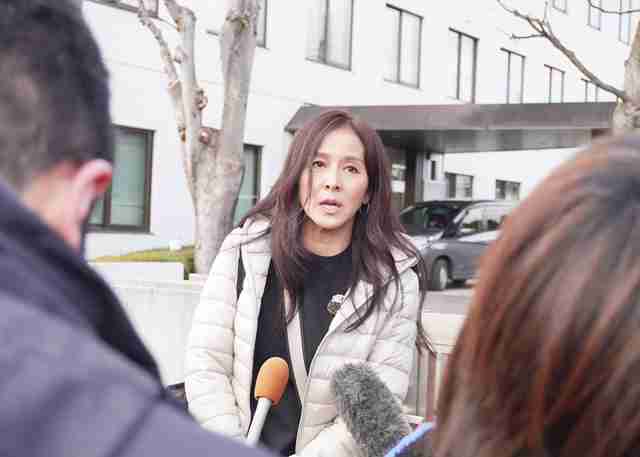 無麻酔で犬の帝王切開…杉本彩が言葉をなくした1000頭の犬虐待の「軽すぎる求刑」