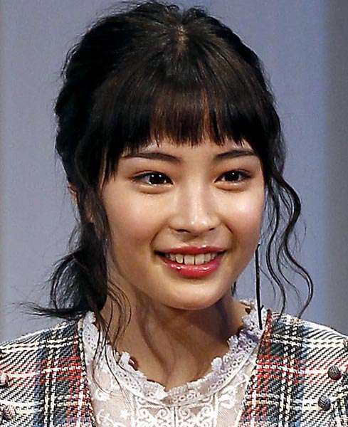 「夕暮れに、手をつなぐ」評価ガラリ！ 広瀬すず“ハイブリット九州弁”が《クセになる》の声