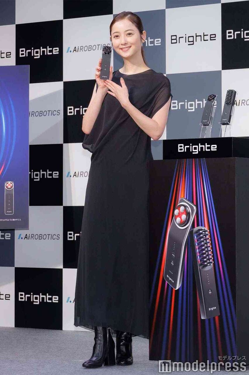 佐々木希、自信のあるパーツは「ない」　美肌のための習慣明かす「常に頭のマッサージ」