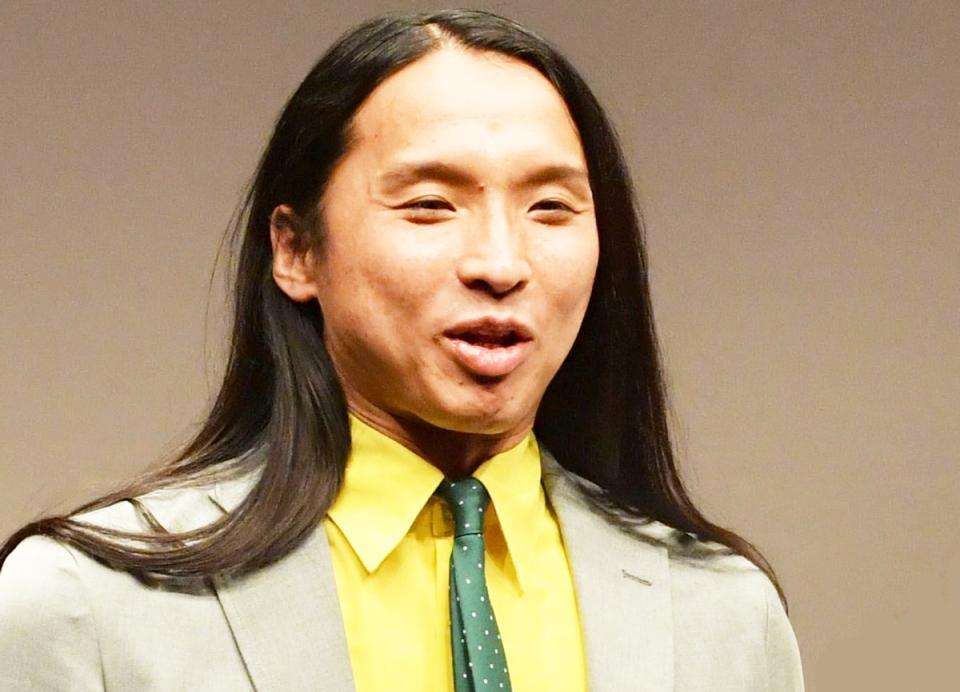 トム・ブラウン布川ひろきがまさかの短髪姿　激変にネット「イケメン過ぎる」の困惑