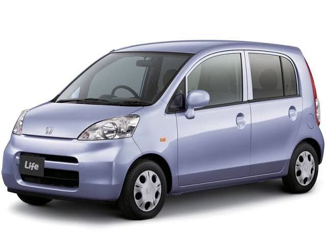 初めてのマイカーは何でしたか？