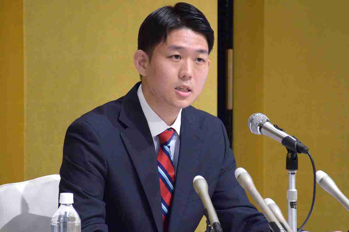 岸信千世氏　当選前に会費1人2万円の大規模政治資金パーティー、お土産はドリップコーヒーパック1箱