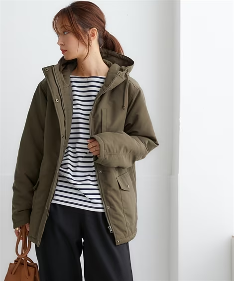 ニッセンさん、ポケットたくさんの女性用コートを発売→背中のポケットが完全に「命拾いするやつ」