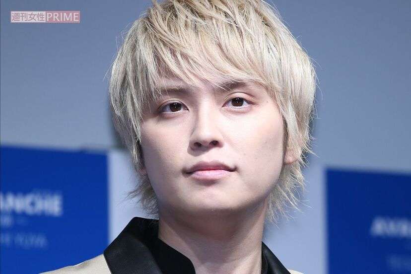 元NEWS手越祐也を「にゃんにゃん」呼び・ベッド写真も流出か、自宅の鍵を預ける“大手航空会社勤務の30代・CA恋人”との交際説を直撃