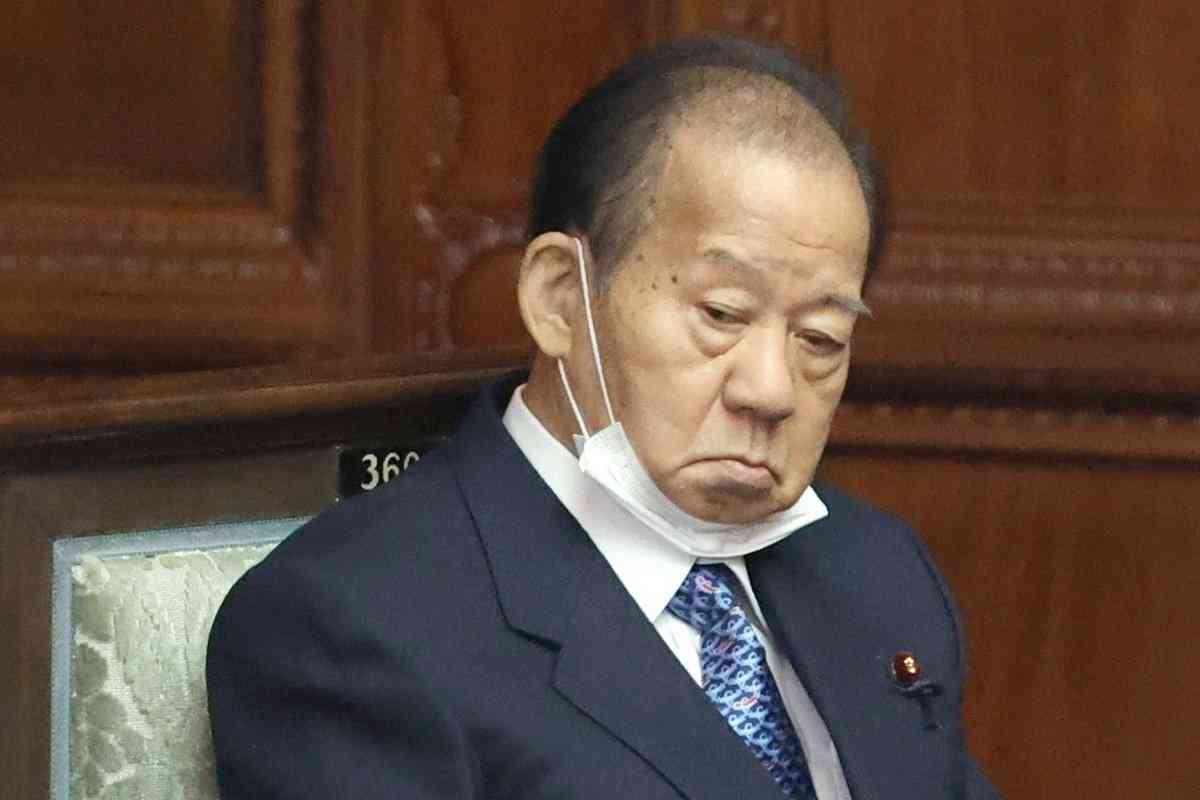 二階元幹事長　野党議員が明かした“3年間で3500万円の書籍代”に「本屋か」「店ごと買ったんか？」とツッコミ続出
