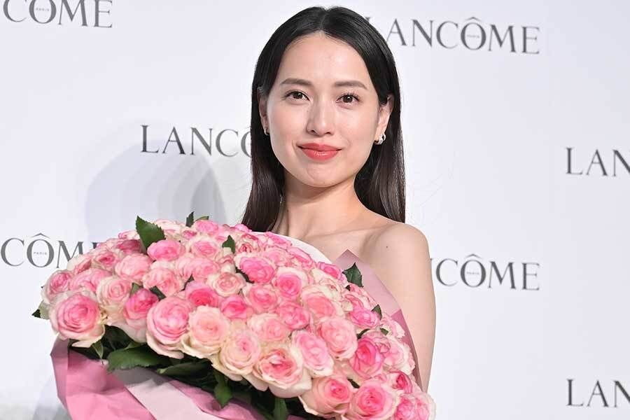 戸田恵梨香、家族で過ごす“朝カフェ”にハマる「すごく幸せだなって実感する」