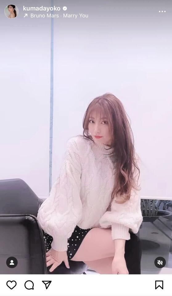 41歳、熊田曜子　ヒザ上20ｃｍ服は「11歳娘と兼用」　驚異スタイル「40代に見えない」「短すぎますって」