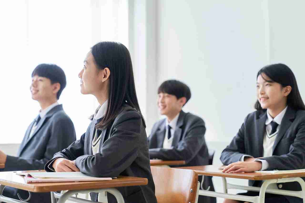 子を私立中学に通わせる親は年間100万円を払っていた…それでも私立に通わせたい「納得の理由」