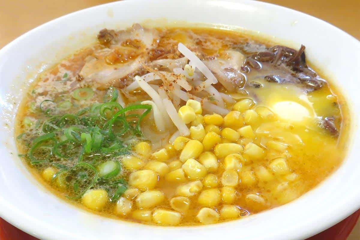 【500人に聞いた】がっかりした「ご当地ラーメン」博多豚骨は5位、札幌は2位、ダントツで選ばれたのは？