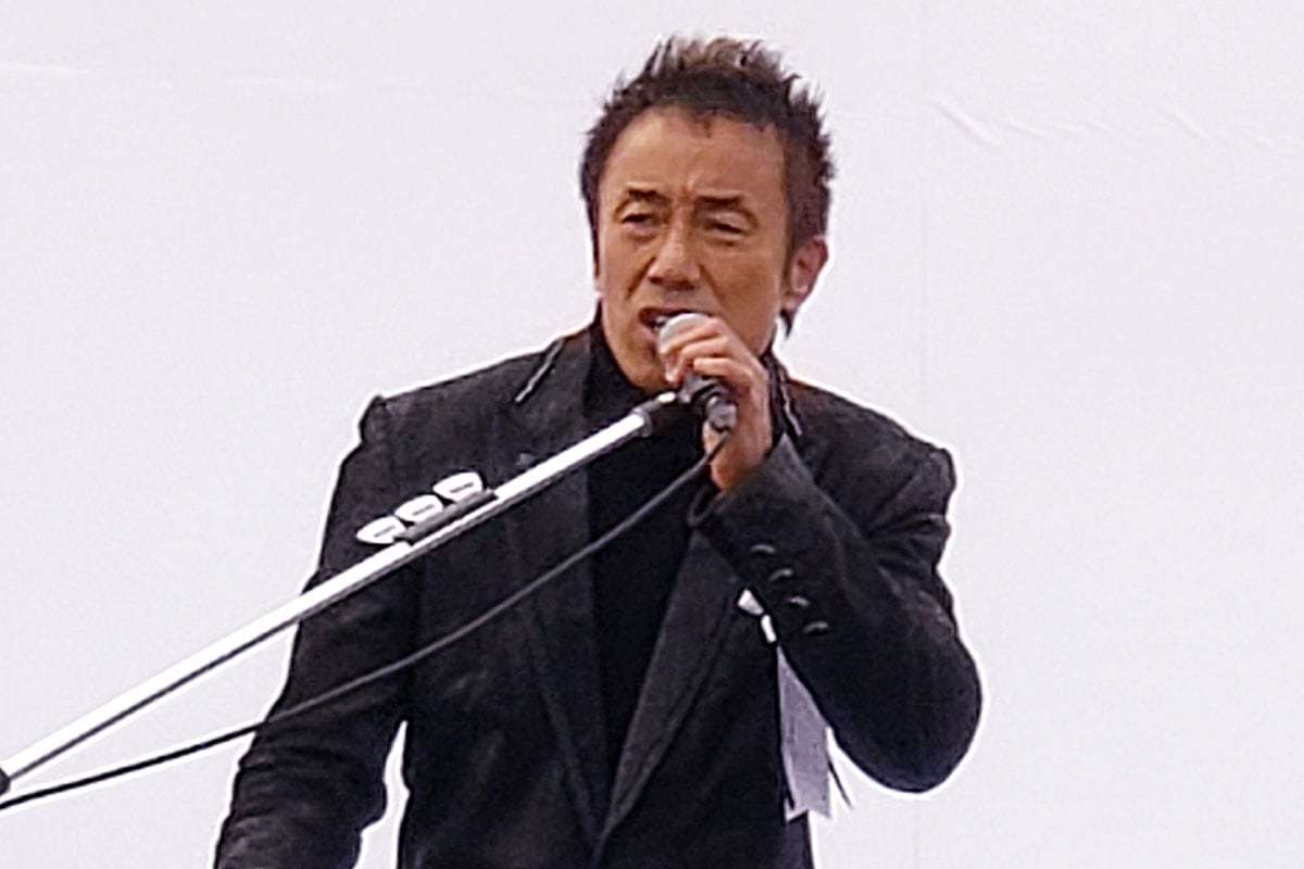 長渕剛、2025年に「21年ぶり」桜島ライブ「動員は5万人以上」と強気も…「もういいんじゃないか？」ファンから諫める声