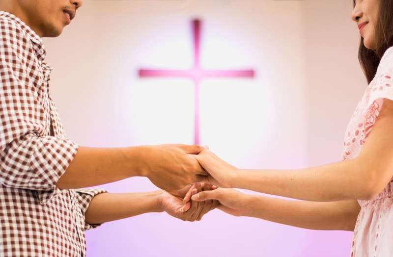 【結婚しない若者たち】結婚は「社会で生き延びるためにするもの」だった時代から、「天井知らずの期待をするもの」となった現代の弊害とは