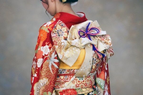「振袖も用意できない貧乏って思われたら、どうしてくれるの」成人式の参加を強制する母親にウンザリした女性