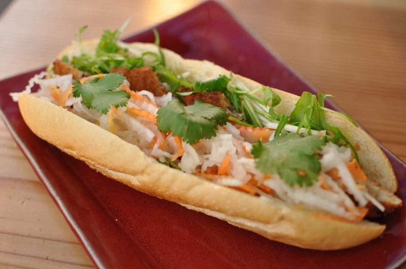 「バインミー」人気拡大中　コロナ禍が追い風、日本独自アレンジも