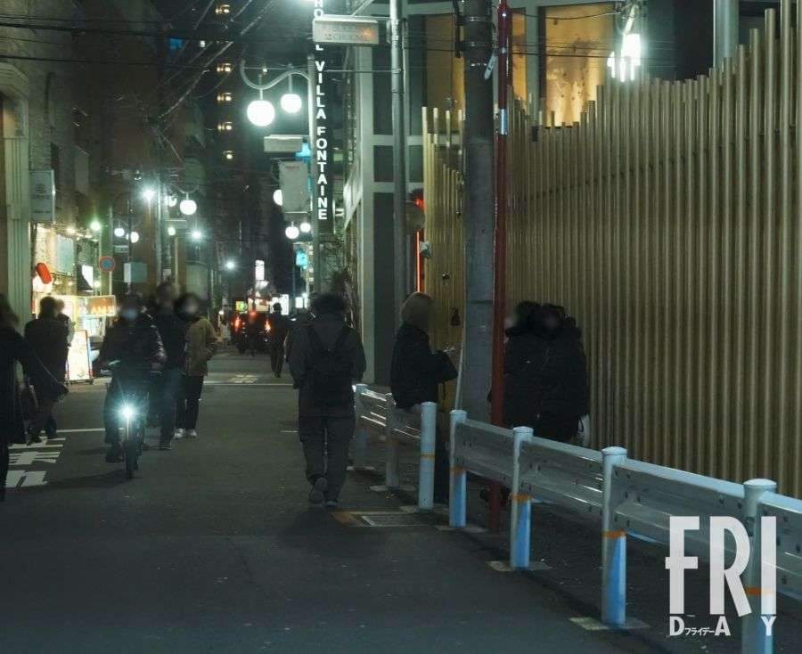 「ネットでしかイキれないのに気持ち悪いんだよ」…大久保公園の「立ちんぼ嬢」が攻撃的になっている訳