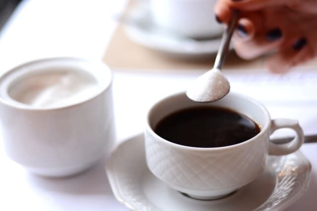 ハーバード大が《コーヒーの健康リスク》に最終結論「１日１リットル飲んでいたらアウトです」それ以上飲みすぎると…