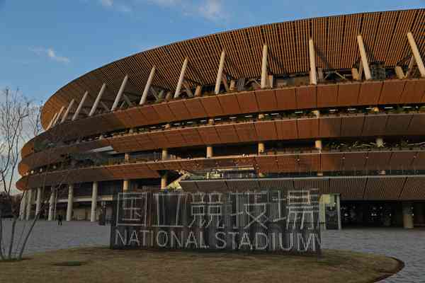 国立競技場は赤字を年間14億円タレ流し…頼みのコンサート会場には不向きで収益化は絶望的