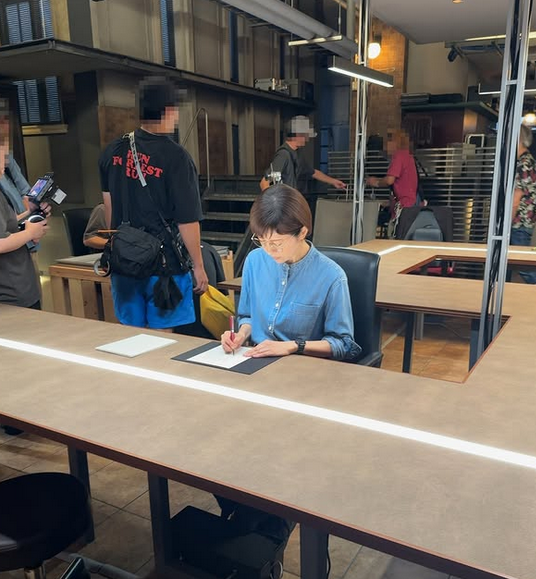 「わっ、美しい…！」沢口靖子の直筆手紙に絶賛の声「美文字！！」「今まで見た中で1番上手い」