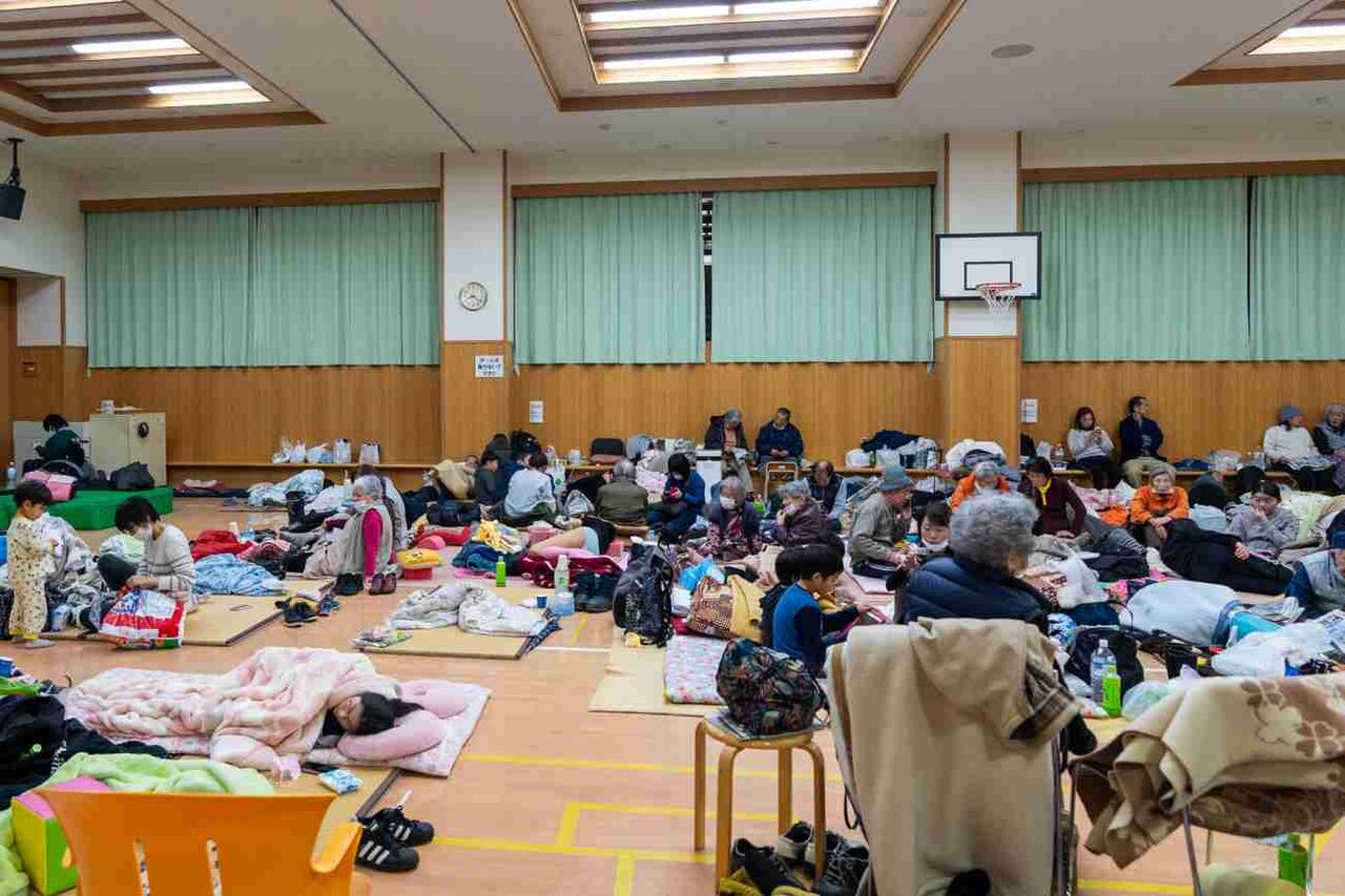 〈令和でも雑魚寝の避難所〉戦前から変わらない劣悪な環境、運営に必要な発想の転換