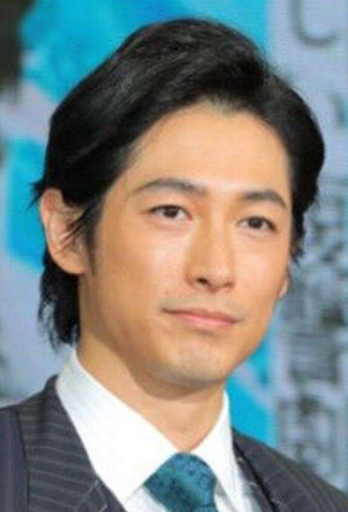 ディーン・フジオカ　子どもたち3人と顔出し親子ショット「目元が似てる」「顔面レベル高い」妻と国際結婚