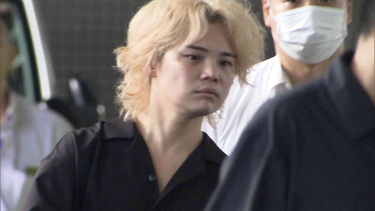 退店後の女性客の跡をつけてわいせつ行為の疑いで美容師の33歳男を再逮捕　警視庁には15件ほどの相談も
