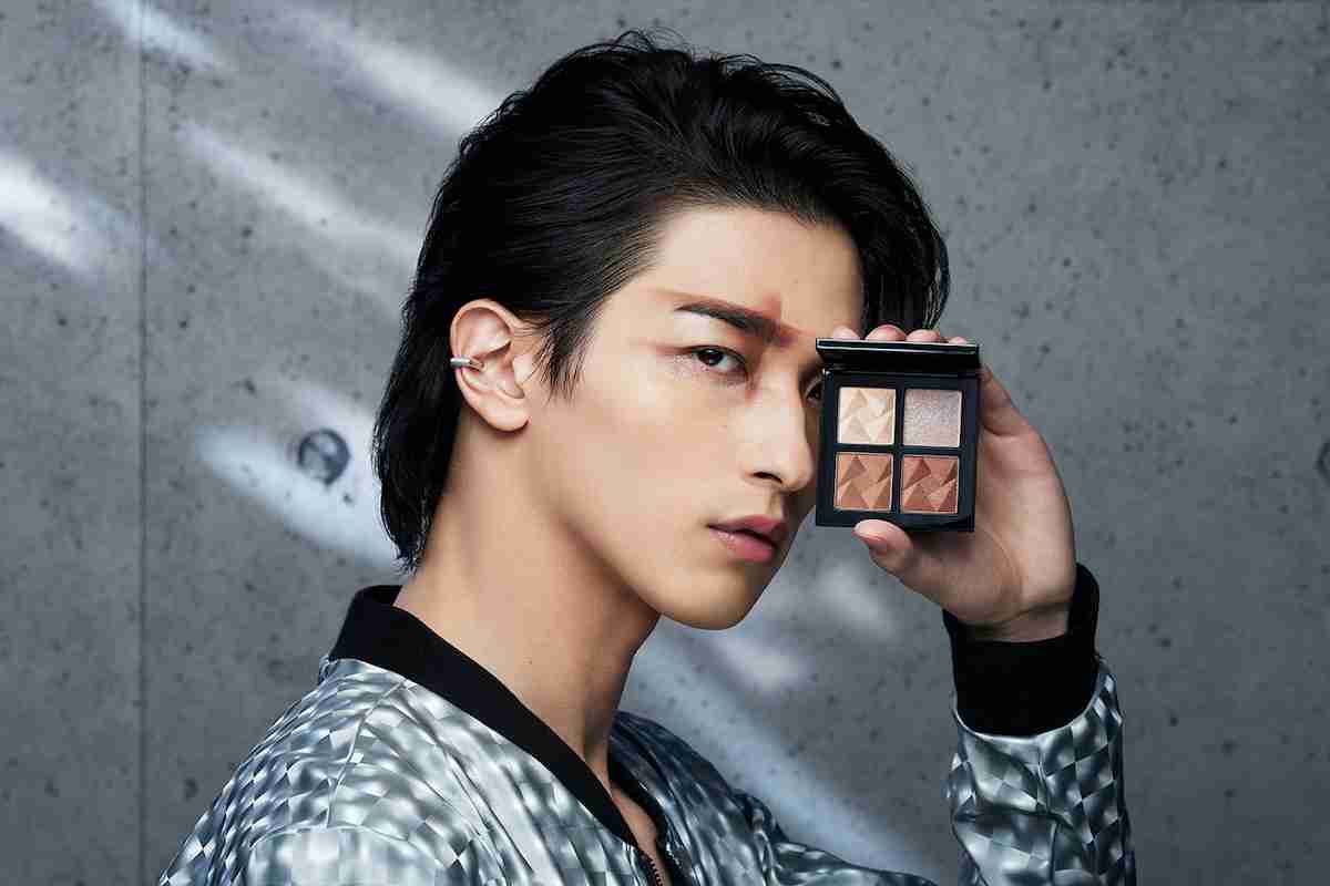 「シュウ ウエムラ」が横浜流星の新ビジュアルを公開　新色アイパレット＆アイブロウアイテム発売に合わせ