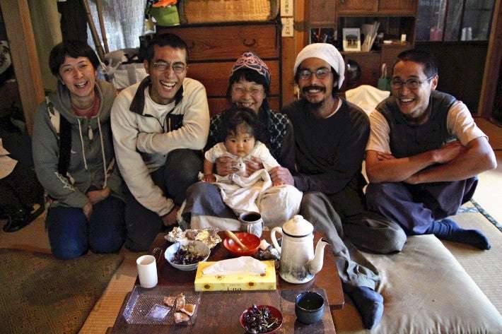 福島の山間部で52年ぶりに生まれた赤ちゃん、すくすく育って1歳…「地域全体が大きな家族みたい」