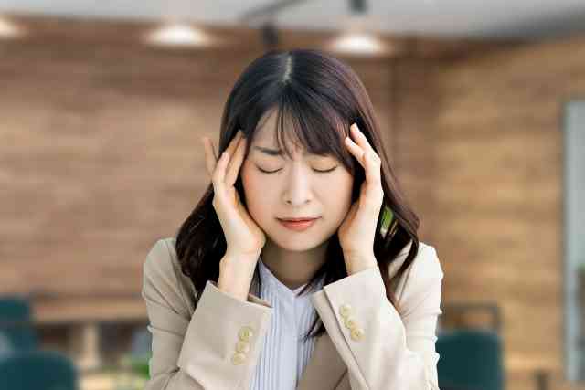 「唐揚げとか私全然食べられない」“少食マウント”してくる同僚にウンザリする20代女性の投稿に共感集まる