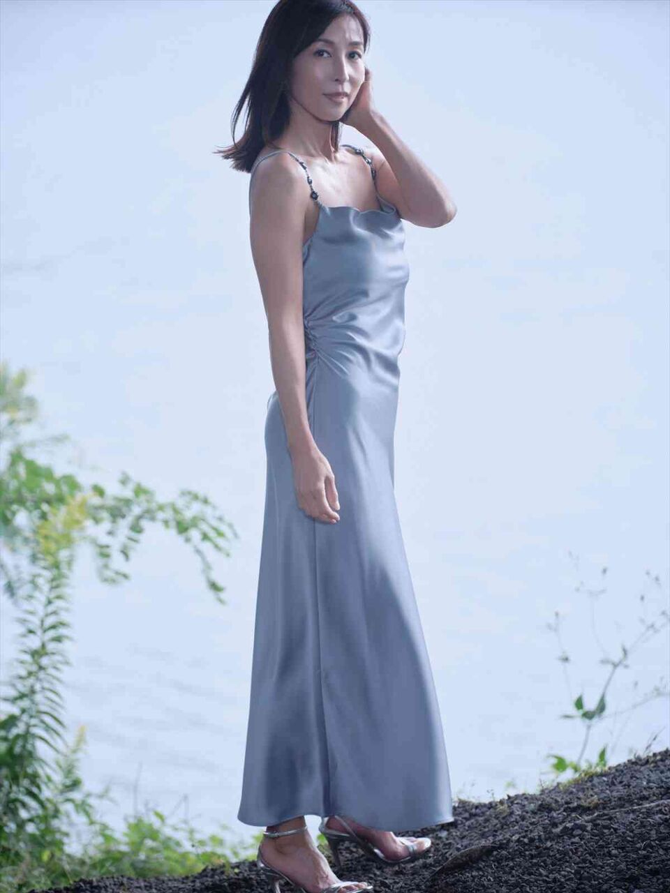 55歳・かとうれいこ、26年ぶりグラビア撮りおろし “トランジスタグラマー”健在「水着はやっぱり恥ずかしい(笑)」