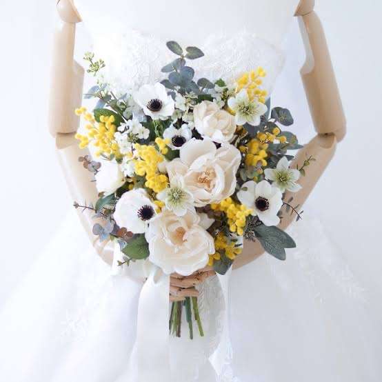 結婚式でブーケトスをしたい派の人っているんですか？